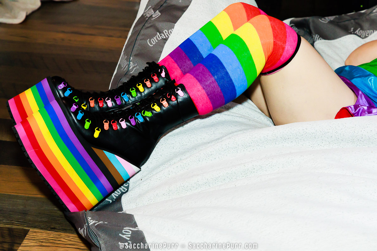 Saccharine Purr Models Prideful Life Traitor Boots - Saccharine Purr Models Prideful Life Traitor Boots